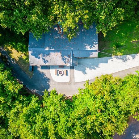 Dollys Getaway Villa Сивиървил Екстериор снимка