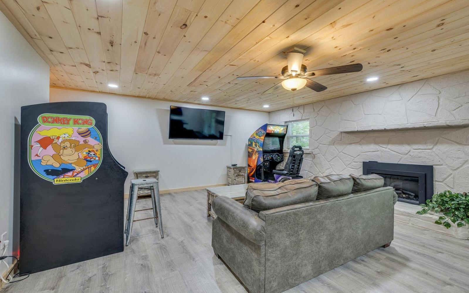 Dollys Getaway Villa Сивиървил Екстериор снимка